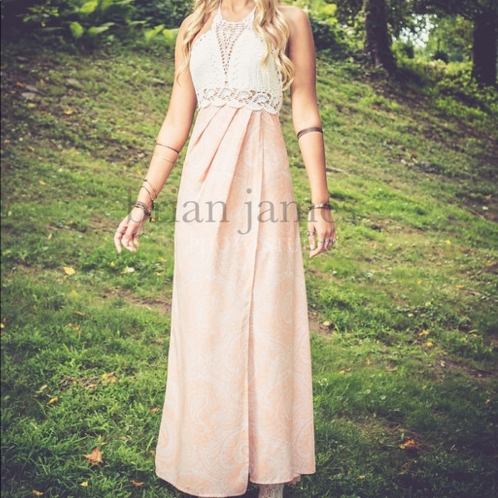 Forever 21 boho peach maxi dress
